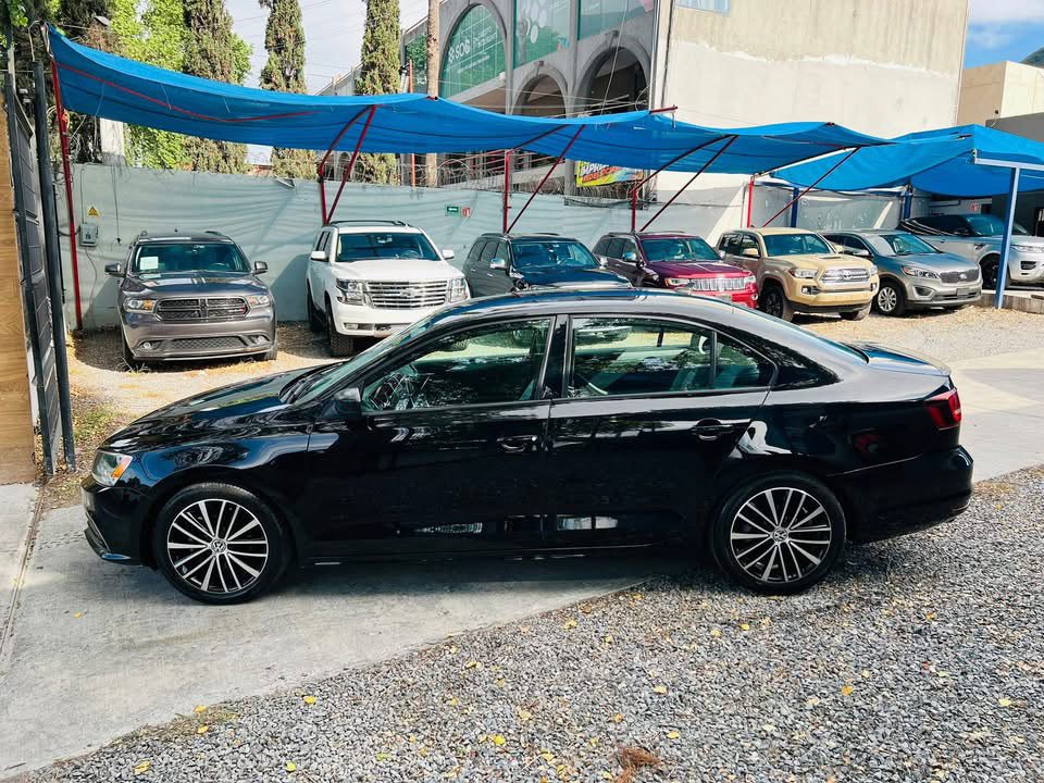 Volkswagen Jetta Sport 2016 (303288)
