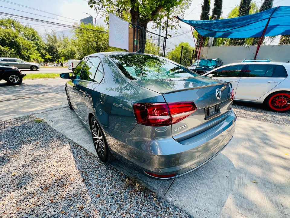 Volkswagen Jetta Sport 2016 (268493)