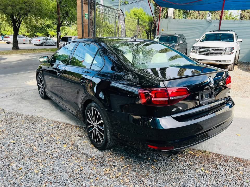 Volkswagen Jetta Sport 2016 (303288)