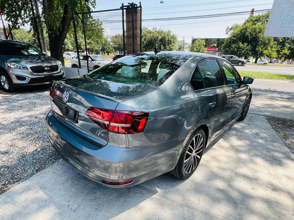 Volkswagen Jetta Sport 2016 (268493)