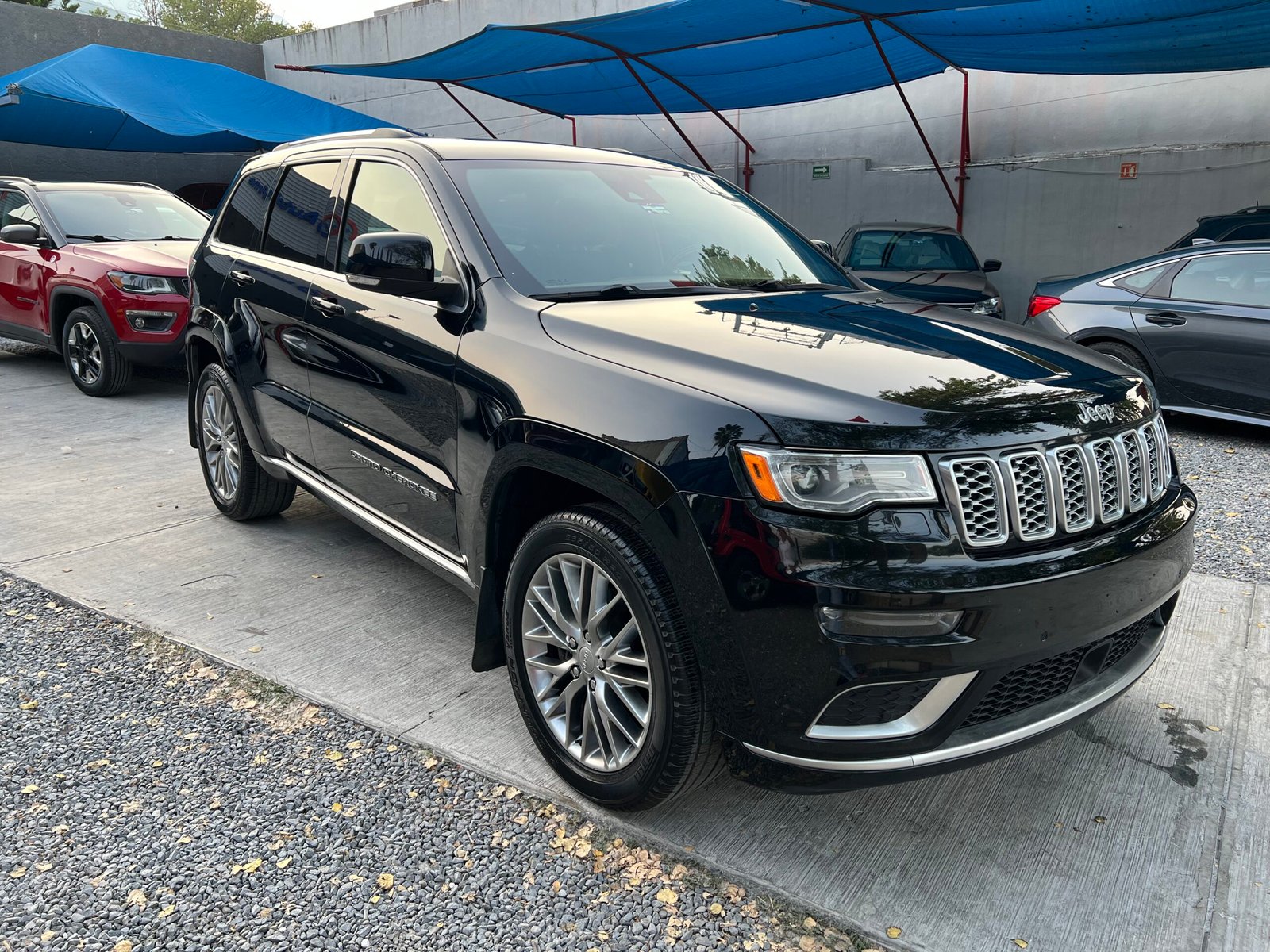 Jeep Grand Cherokee Summit Negra (944376) 2017