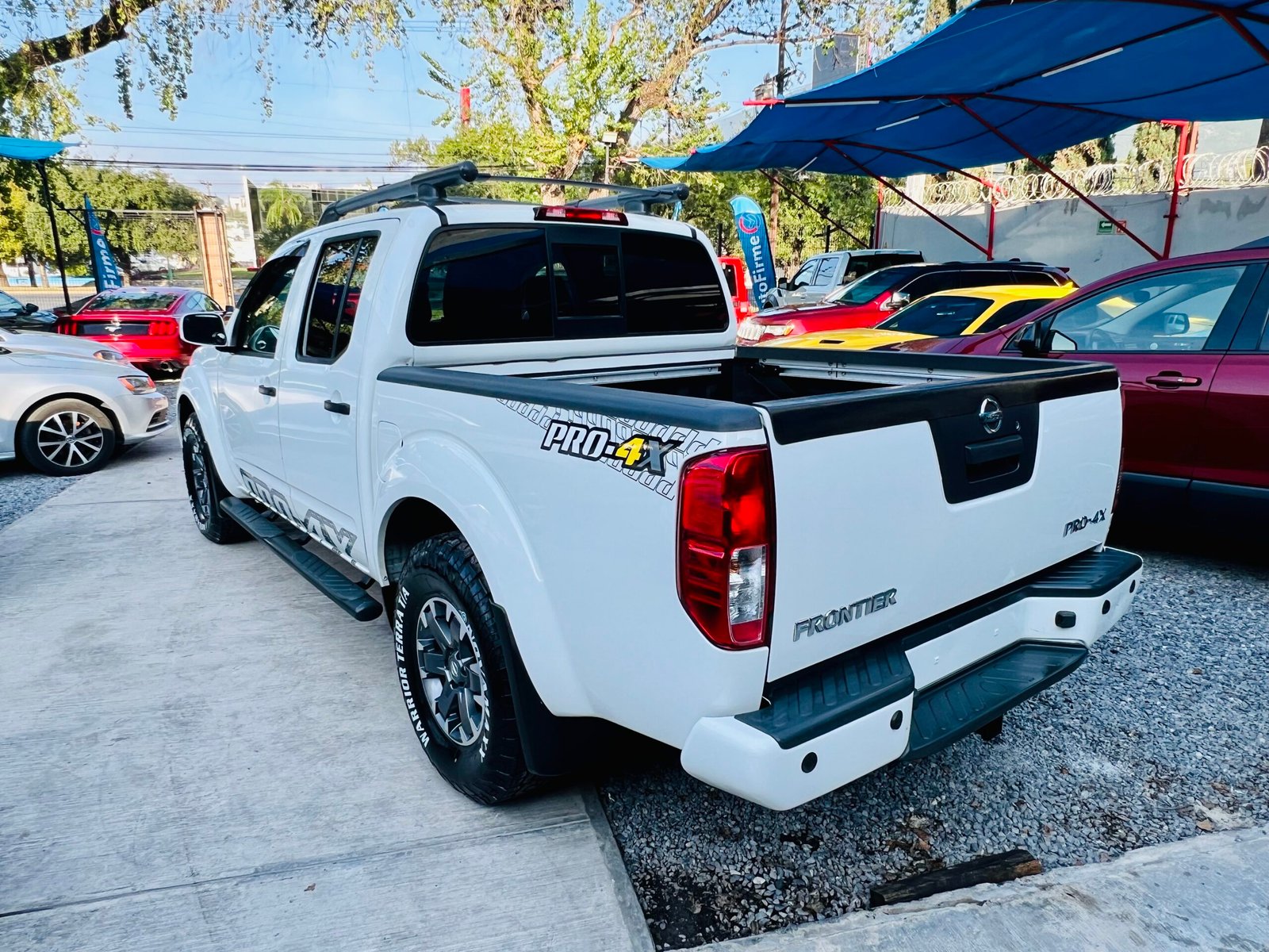 Nissan Frontier PRO-4X 2018 (763120)