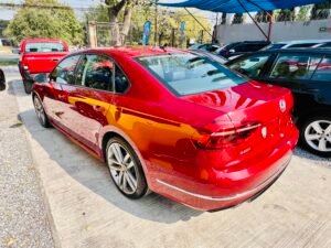 Volkswagen Passat 2018 (027986)
