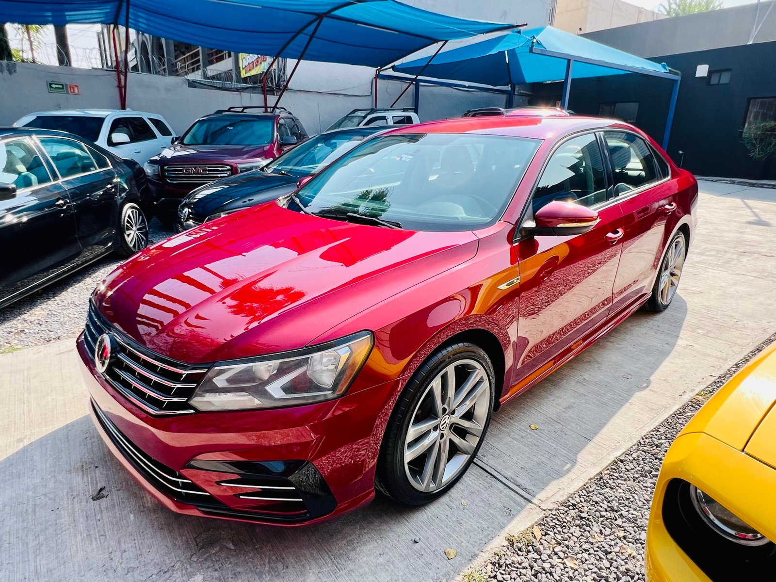Volkswagen Passat 2018 (027986)