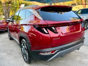 Hyundai	Tucson Limited Tech (208759)