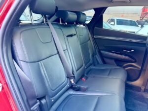 Hyundai	Tucson Limited Tech (208759)