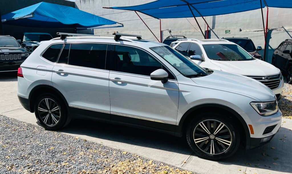 Volkswagen Tiguan SEL 2018 (094288)