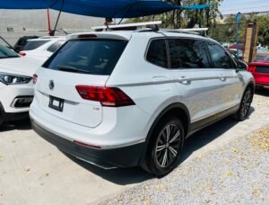 Volkswagen Tiguan SEL 2018 (094288)