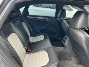 Volkswagen Passat GTI 2018 (050742)