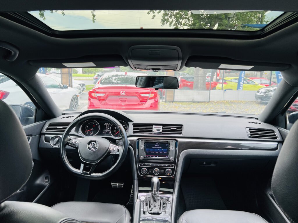 Volkswagen Passat GTI 2018 (050742)