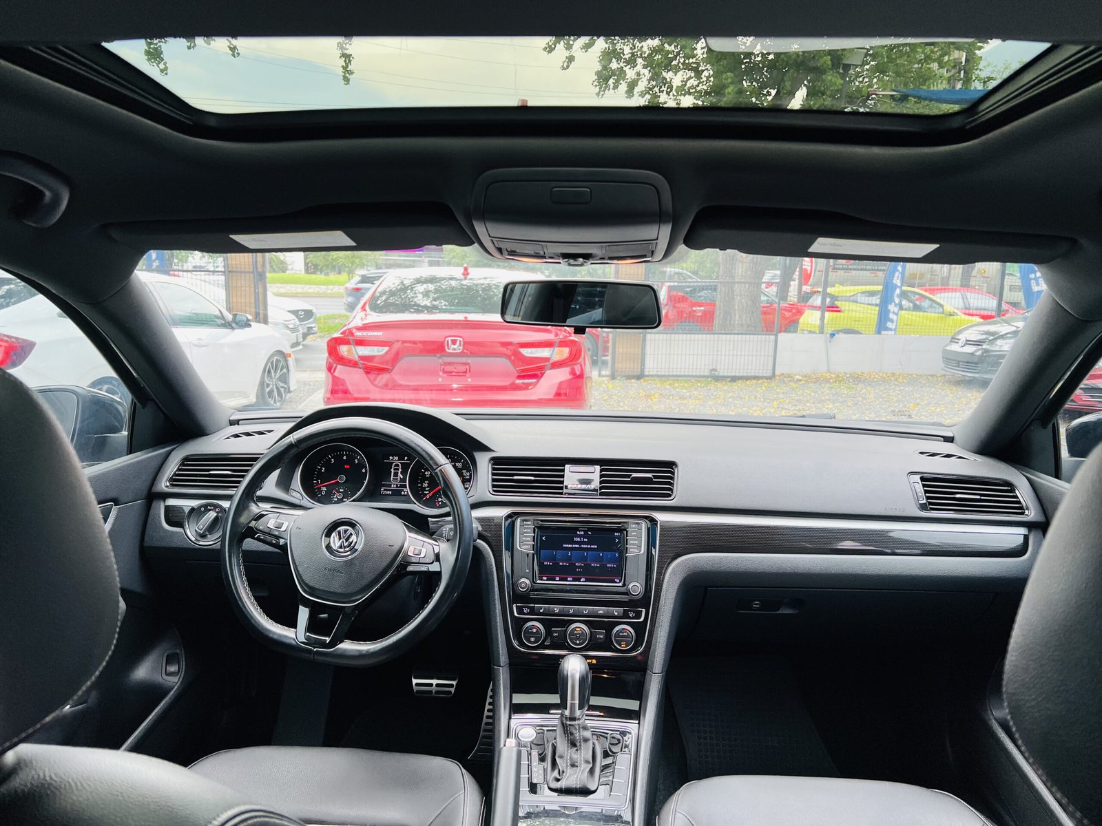 Volkswagen Passat GTI 2018 (050742)