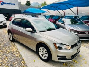 Volkswagen Golf 2017 (020010)