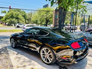 Ford Mustang Premium (122711)