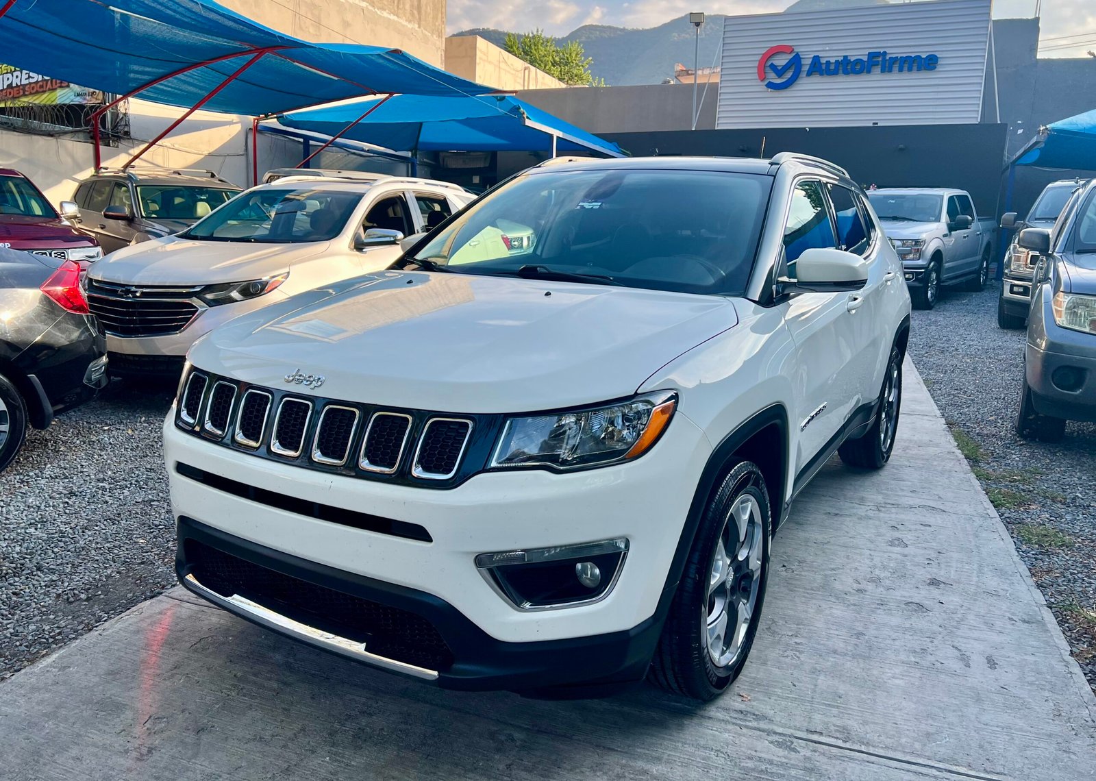 2018 Jeep Compass (454548)